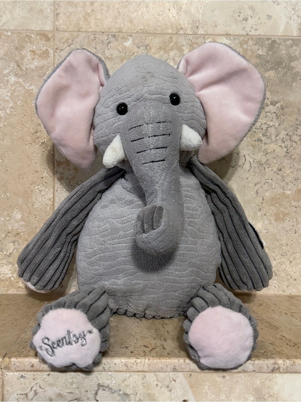 Scentsy Ollie The Elephant Buddy Gray Plush Stuffed Animal Scent Pack Toy
